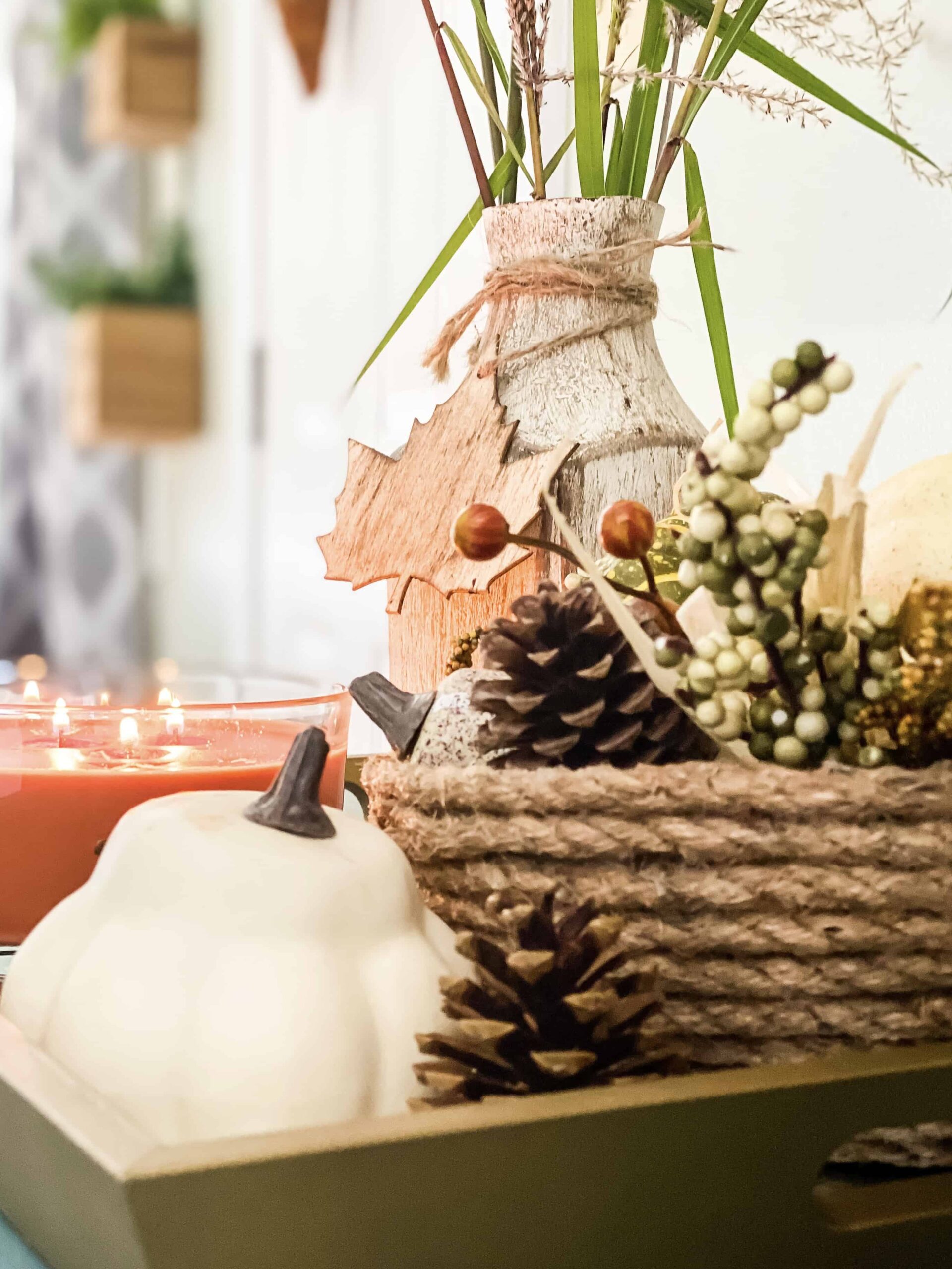 Fall tray vignette