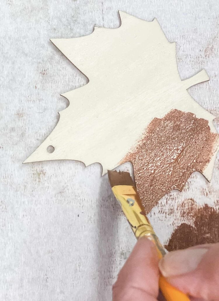 wood leaf ornament detail