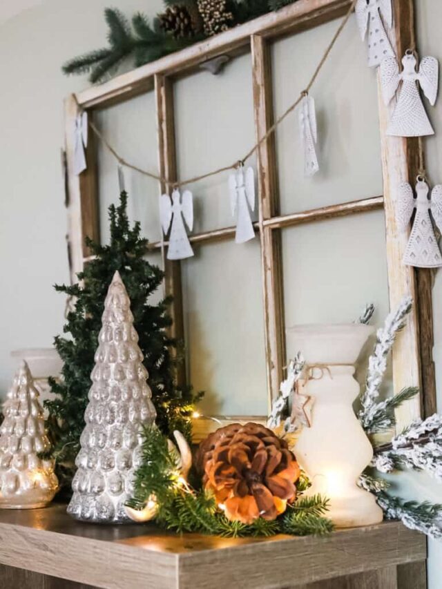 Cottage Style Living Room Christmas Ideas