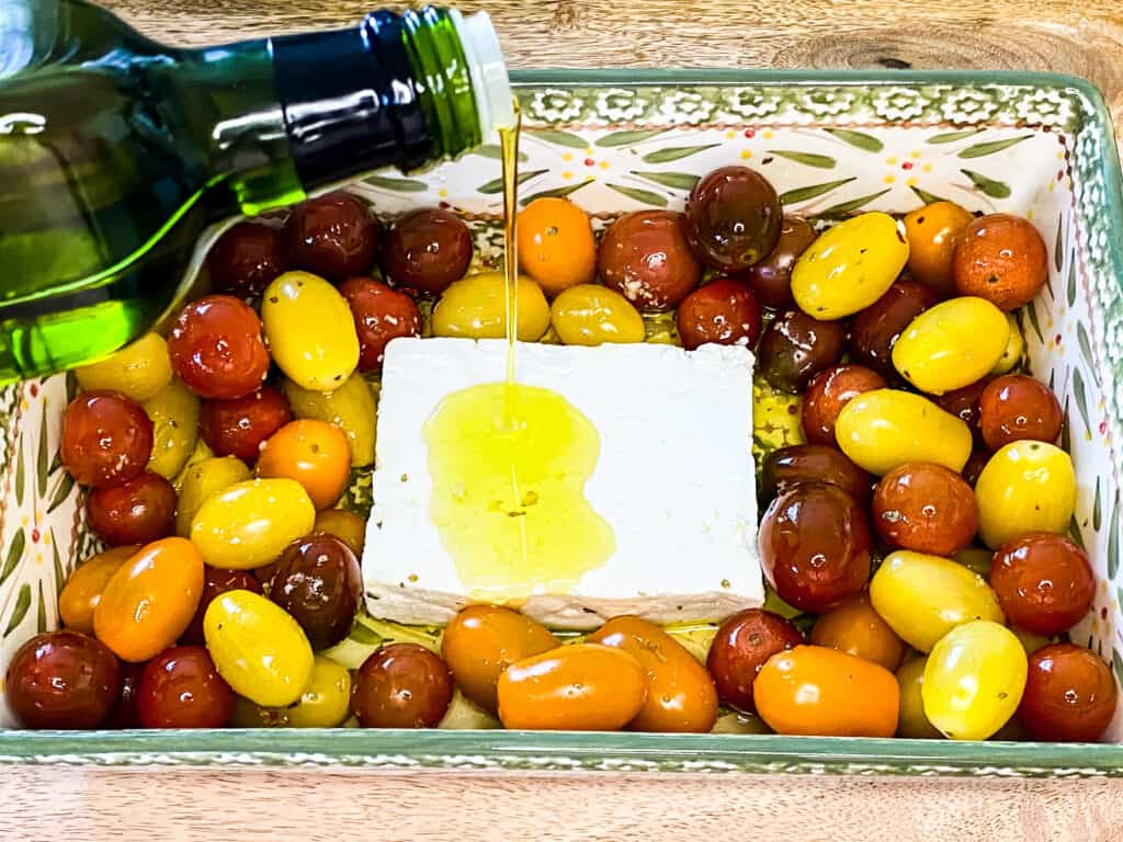 preparing baked feta pasta