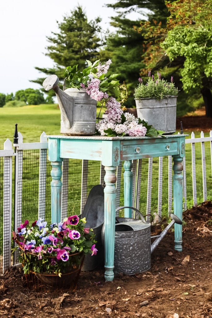 french country potting bench