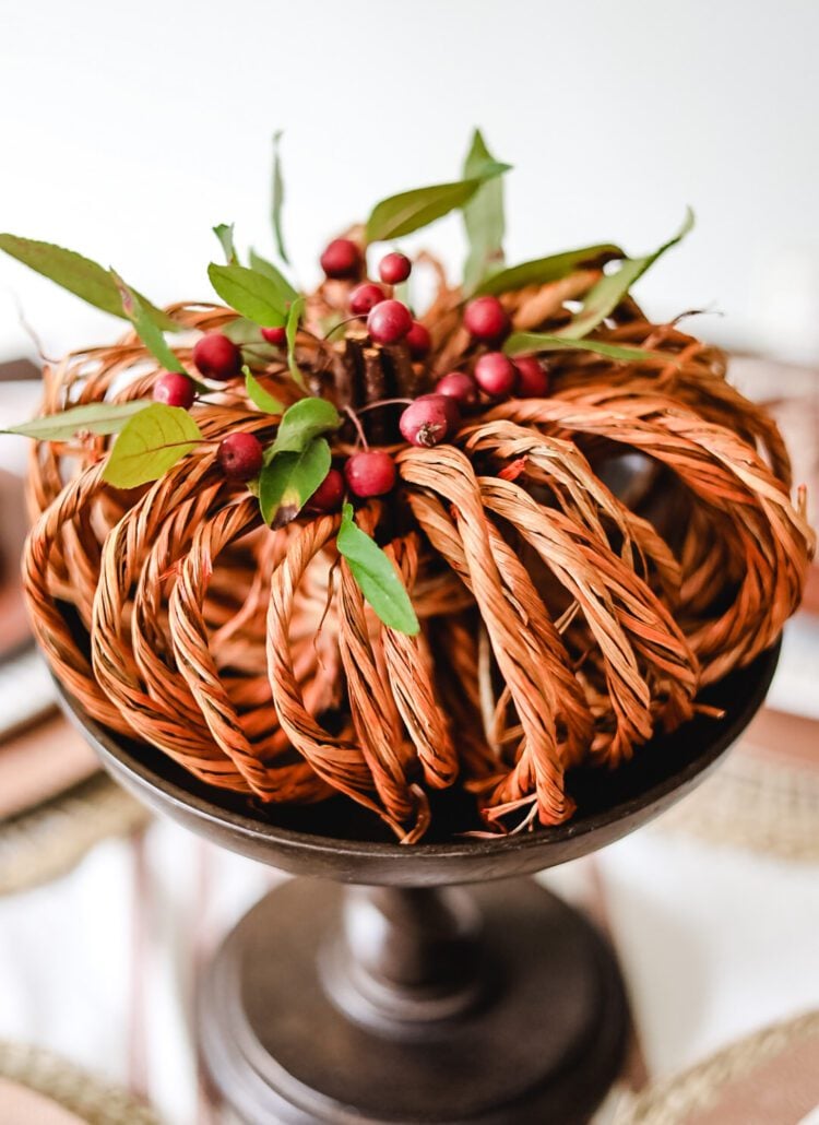 Seagrass Rush Pumpkin