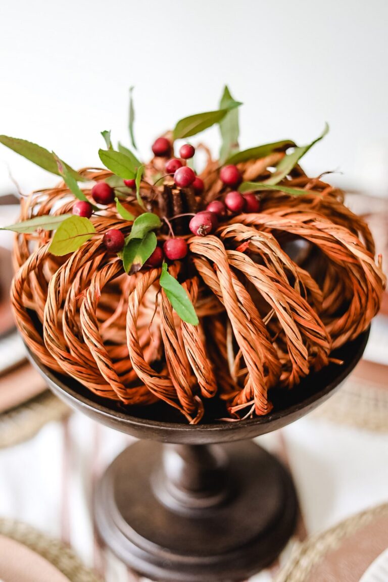 Seagrass Rush Pumpkin