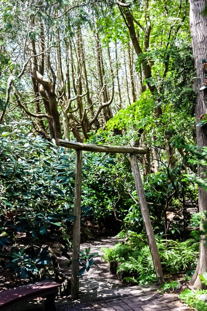 garden arch at Fuller Gardens