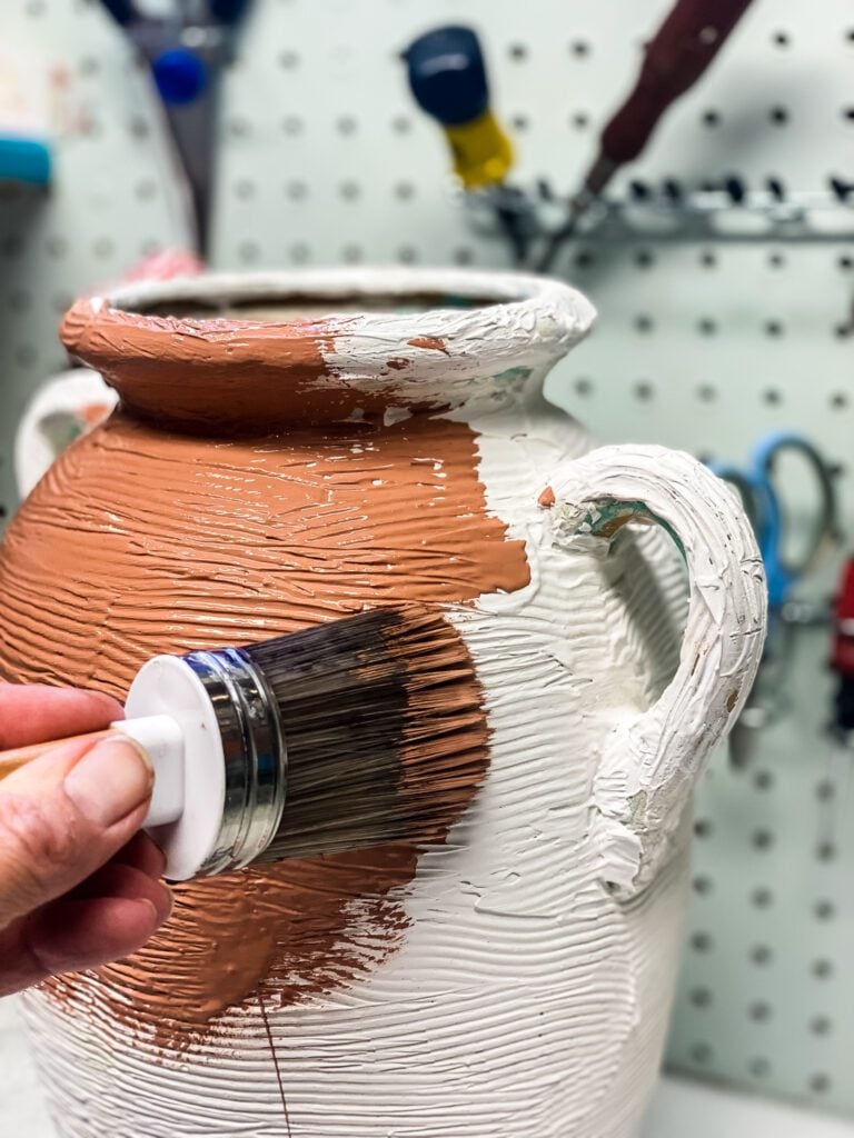 painting a vase