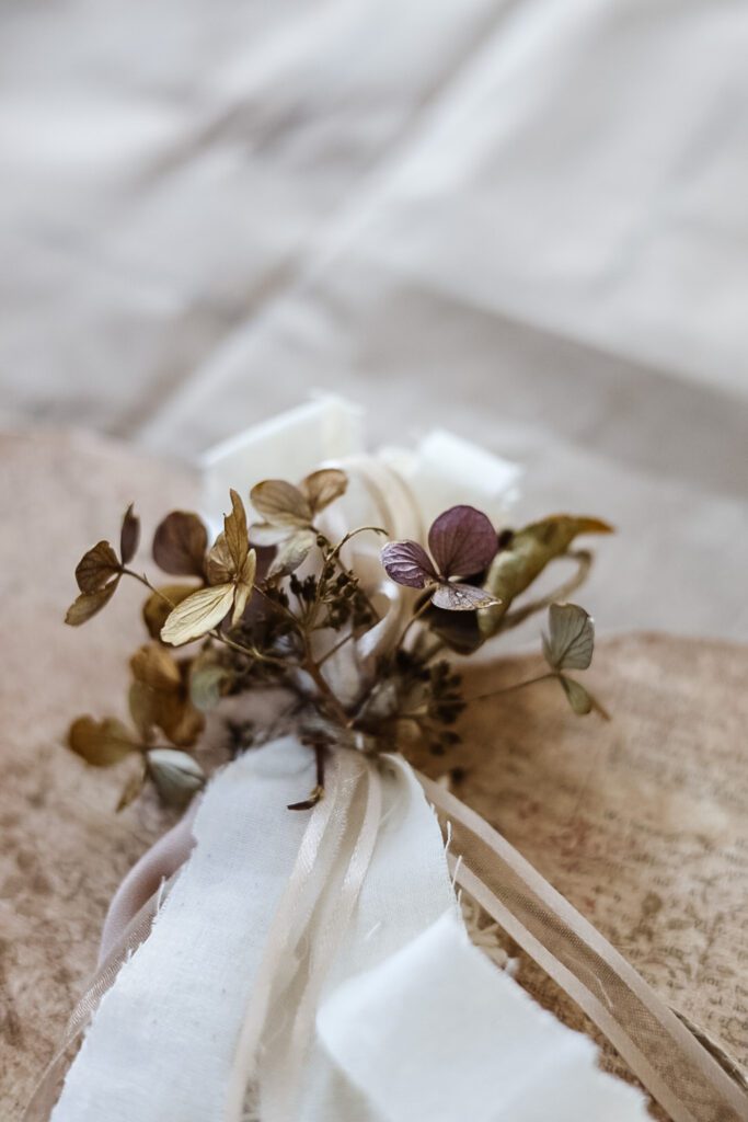 dried hydrangea decoration