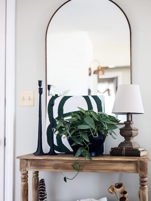 cropped-entryway-table.jpg