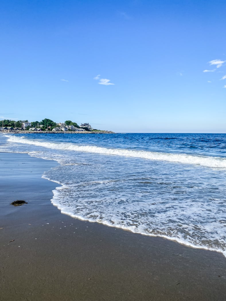 ocean with sand 