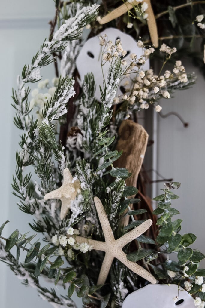 wreath with starfish
