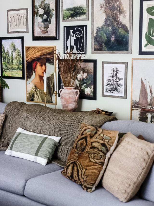 cropped-early-fall-living-room-wall.jpg