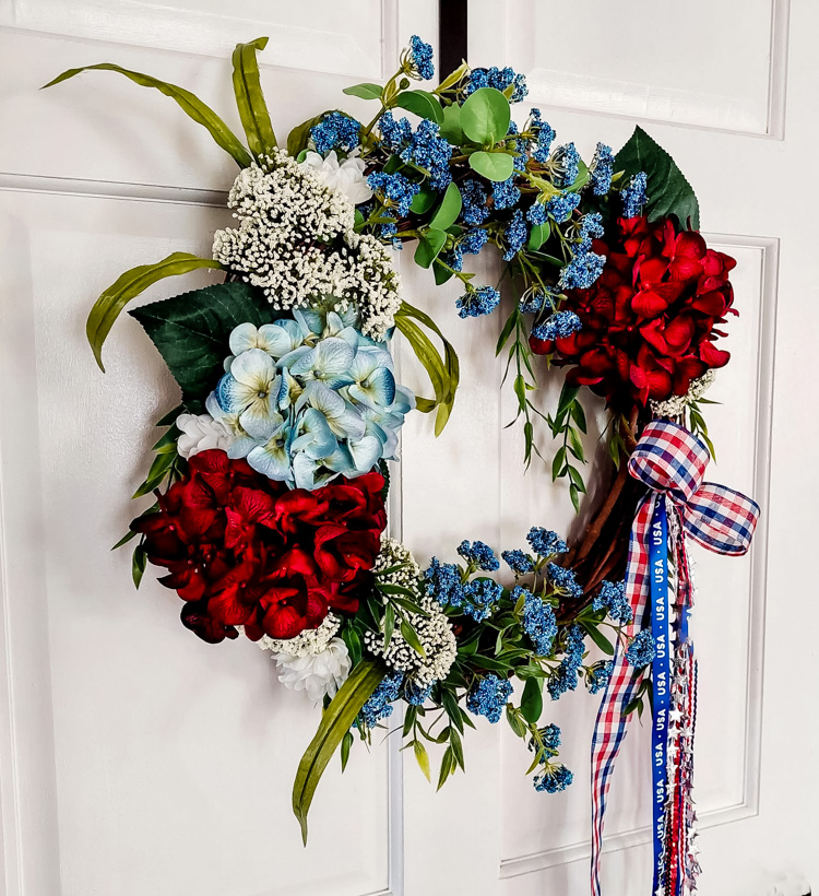 partiotic wreath on a door
