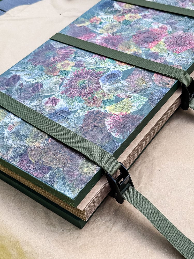 flower press with floral top