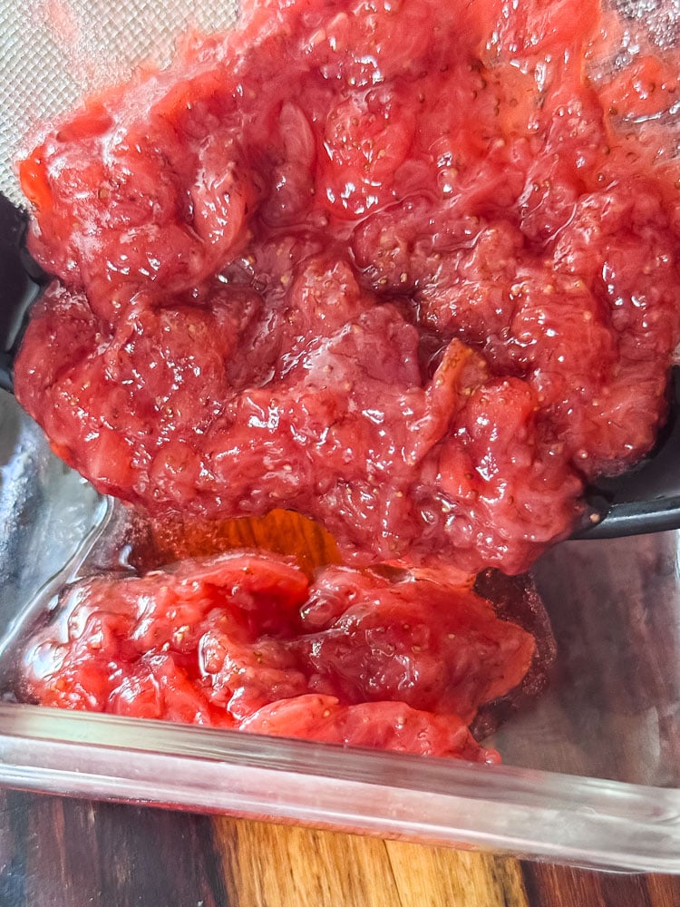 mashed strawberries